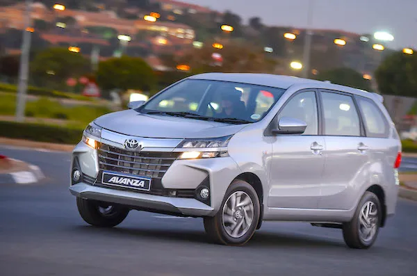 Toyota Avanza 1